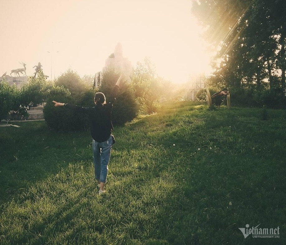 Tôi quyết tâm đi học đại học để thu nạp cho mình những kiến thức mà chắc chắn nếu chỉ ở lại làng quê làm nghề, tôi sẽ không bao giờ có được. Ảnh minh họa: Thanh Huyền.