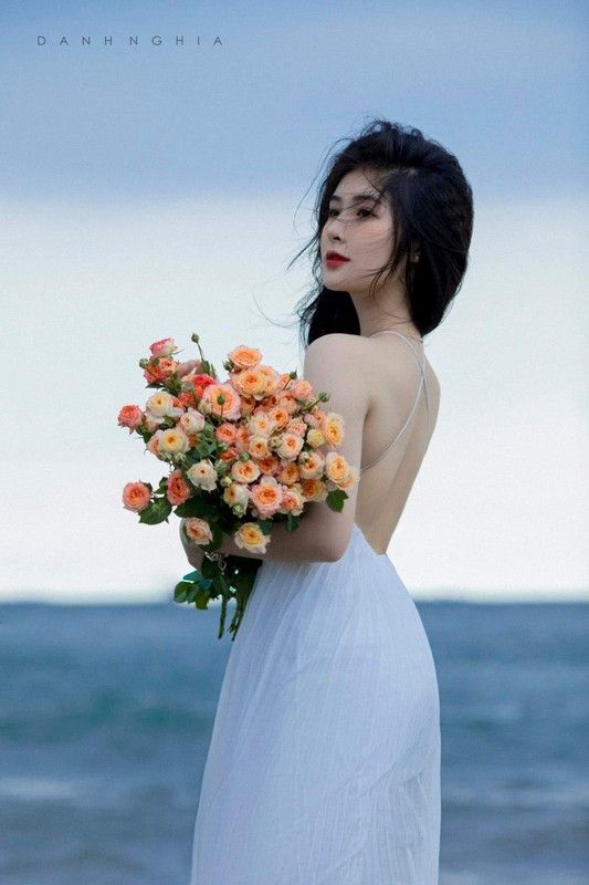 Quỳnh Alee cũng nắm bắt xu hướng rất nhanh, 