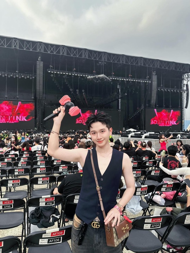 Đỗ Hoàng Dương lên đồ hiệu, check in sang chảnh tại sự kiện hot nhất tối 29/7