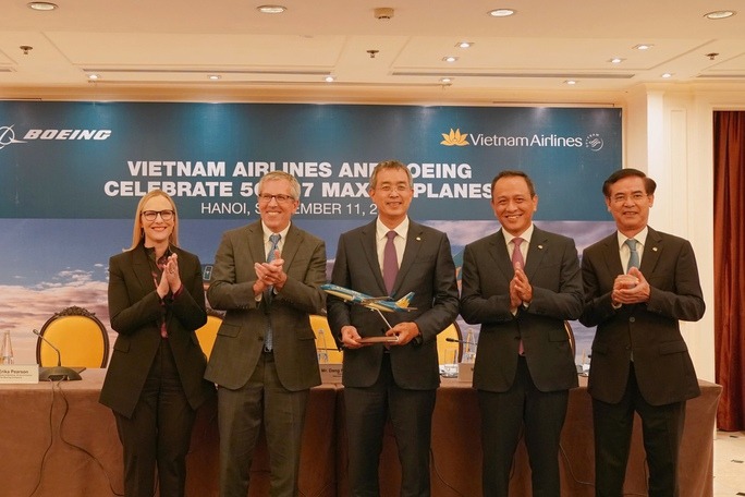 Vietnam Airlines lấy đâu 10 tỉ USD để mua 50 máy bay Boeing 737 Max? Vietnam Airlines lấy đâu 10 tỉ USD để mua 50 máy bay Boeing 737 Max?