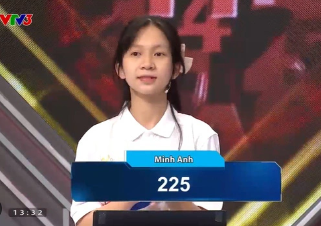 Chiêm ngưỡng nhan sắc chuẩn thanh xuân vườn trường của dàn hot girl Olympia 2023