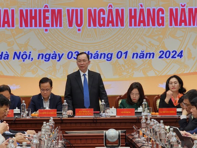 10 ngày có gần 300.000 tỷ đồng giải ngân cho nền kinh tế 10 ngày có gần 300.000 tỷ đồng giải ngân cho nền kinh tế