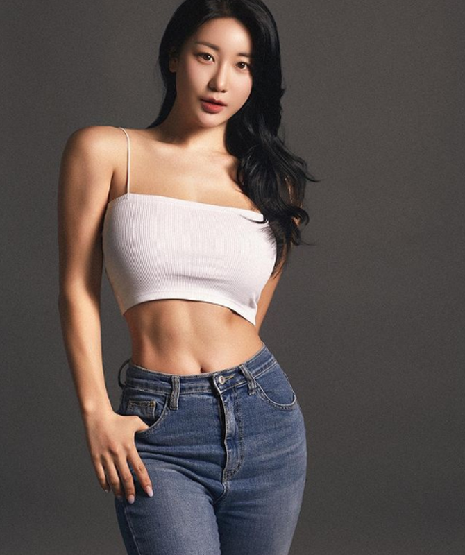 Cô từng tham gia nhiều cuộc thi thể hình và giành được thứ hạng cao.