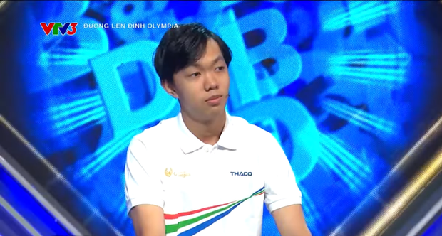 Sau 2 phần thi, Hồng Phong tạm đứng ở vị trí thứ 3 với 90 điểm