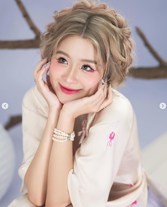 Bên cạnh đó, cô còn được nhiều người ngưỡng mộ về thành tích học tập xuất sắc như đạt IELTS 8.0. Nhờ vậy, cô nàng ngày càng nhận được sự yêu mến từ cư dân mạng. Ảnh: IGNV