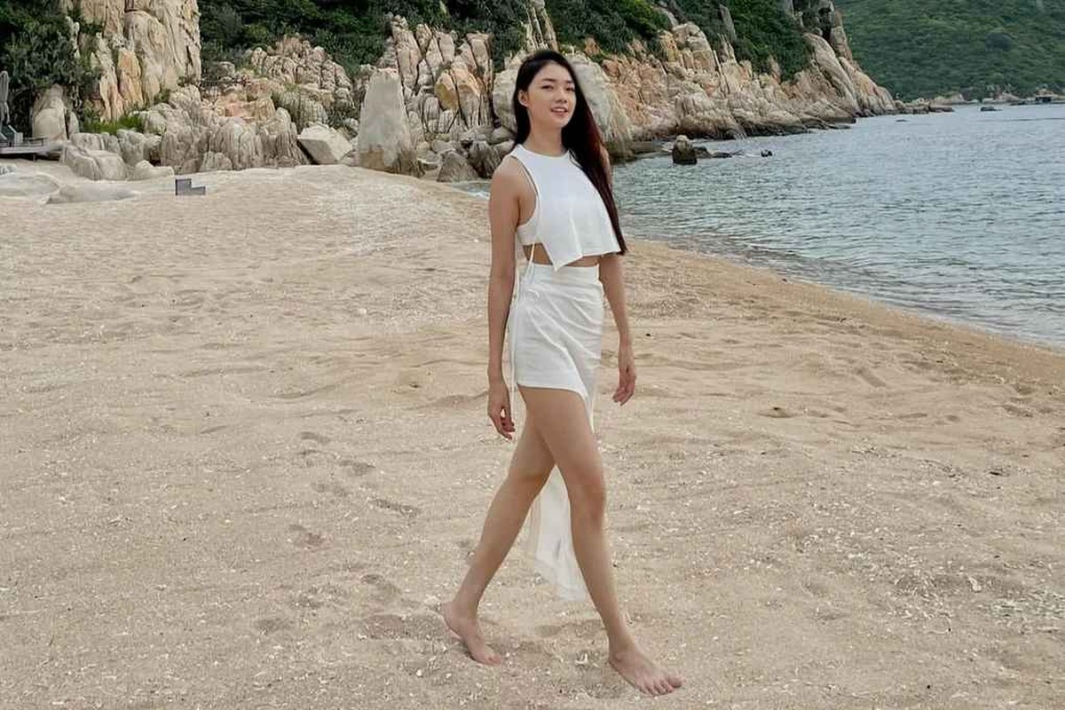 Với gương mặt khả ái, nụ cười tươi, Thu Thảo luôn mang đến hình ảnh tích cực mỗi khi xuất hiện.