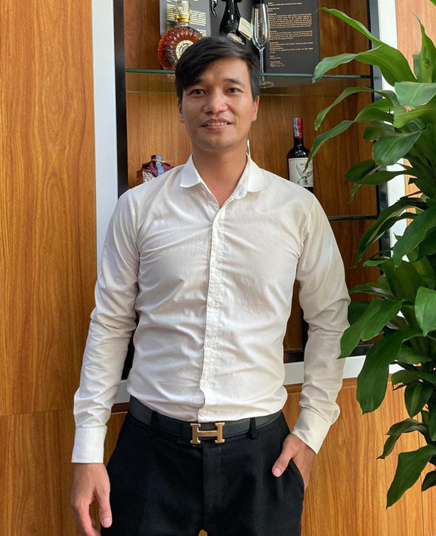 Nam tiến thất bại, Lệ Rơi ôm nợ, vỡ mộng trở về quê hương.