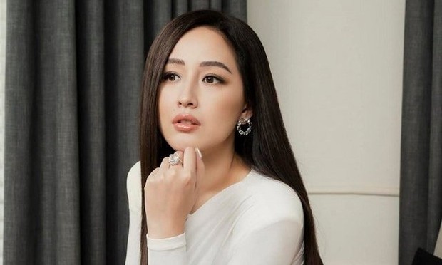 Thế nhưng dù giàu có là vậy nhưng Mai Phương Thúy lại có quy tắc sống rất sòng phẳng, rõ ràng. Người đẹp cho biết, cô là dạng người 