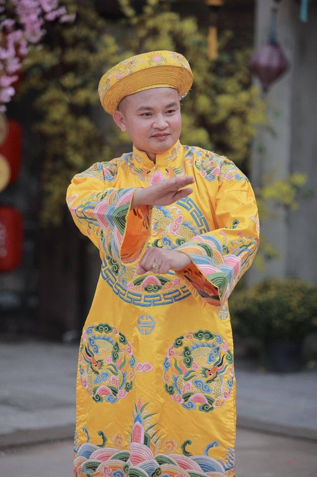 Nghệ sĩ Xuân Nghĩa.