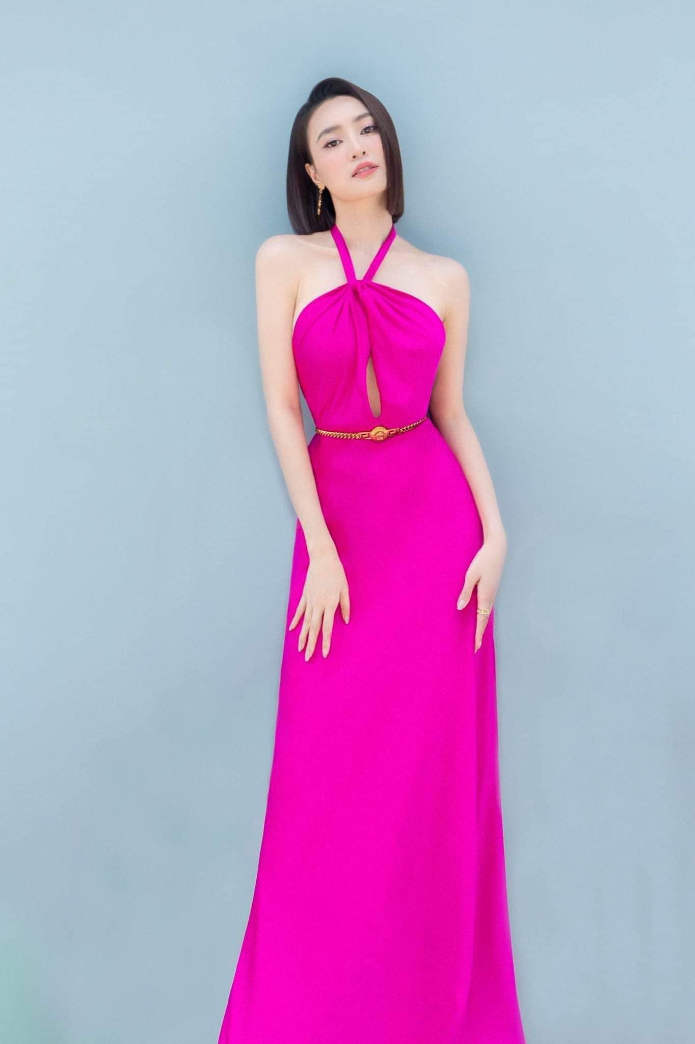 Sự nghiệp vững chắc ngày càng phát triển nhưng Ninh Dương Lan Ngọc vẫn lẻ bóng ở tuổi 34. 