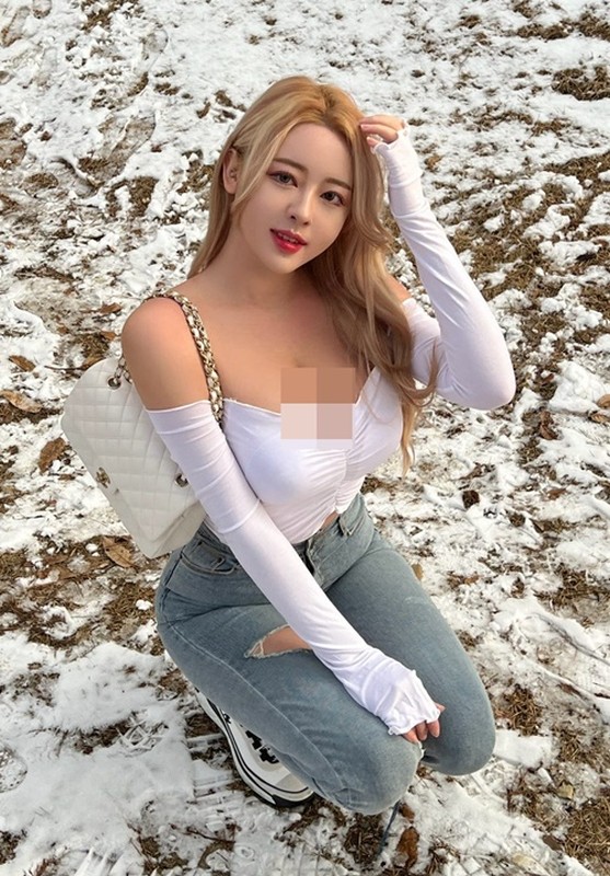 Hình ảnh gợi cảm của Seon He. 