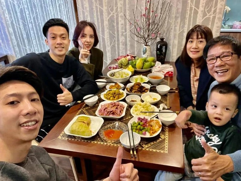 Khi bước sang tuổi 65, NSND Trọng Trinh có cuộc sống viên mãn, êm đềm bên vợ và con cháu.