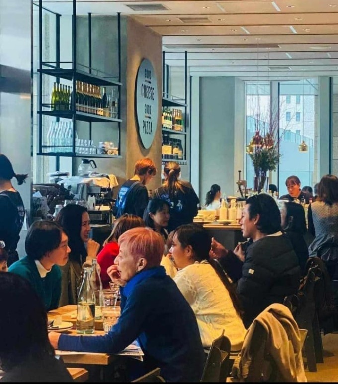 Hyun Bin - Son Ye Jin hẹn hò dịp Noel tại Nhật Bản