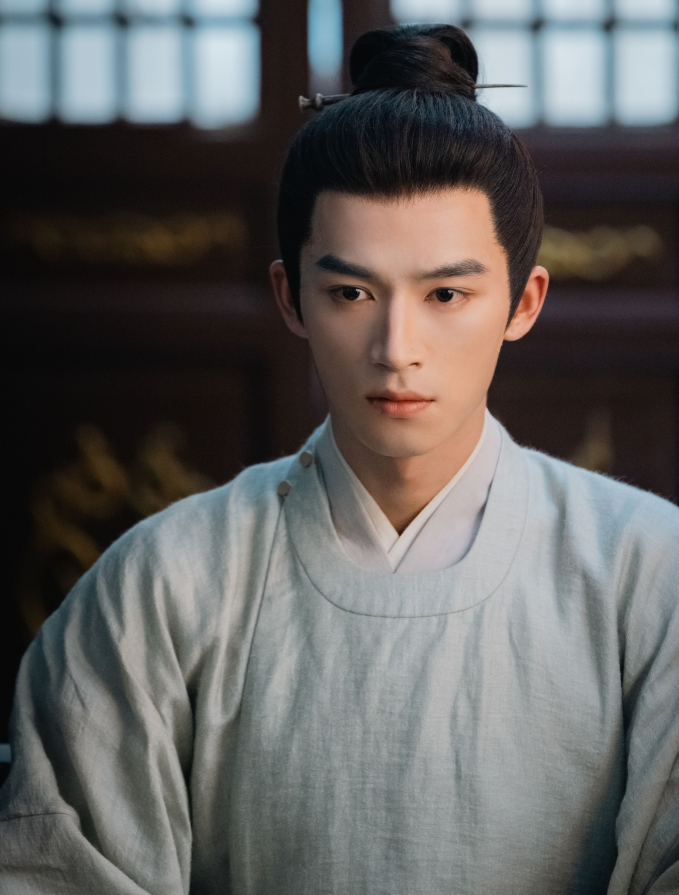 Vương Tinh Việt thi đỗ vào Học viện Hý kịch Trung ương khi chỉ mới 15 tuổi