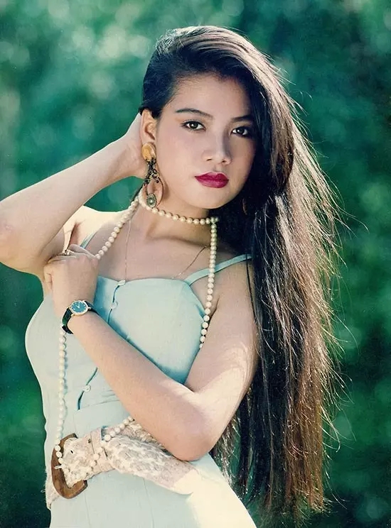 Nhan sắc rực rỡ thời trẻ của Trương Ngọc Ánh