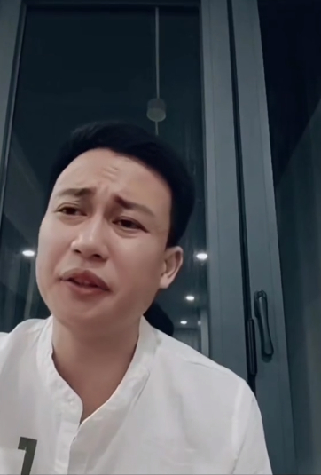 Chồng sắp cưới của Nam Em có những phát ngôn gây bức xúc trên livestream