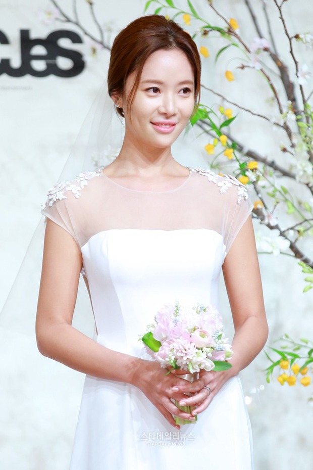 Hwang Jung Eum có sự nghiệp thành công nhưng hạnh phúc gia đình không được trọn vẹn