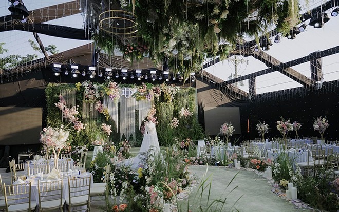 Không gian đám cưới của cặp đôi