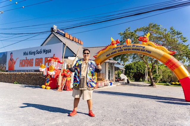Hoàng Mập vừa khai trương nhà hàng kiêm phim trường trên diện tích 14.000 mét vuông tại Đạ Huoai, Lâm Đồng.