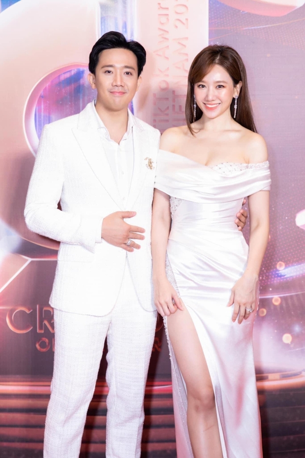 Thời gian qua, Trấn Thành thường xuyên thể hiện tình cảm khi cùng Hari Won tham gia các sự kiện giải trí