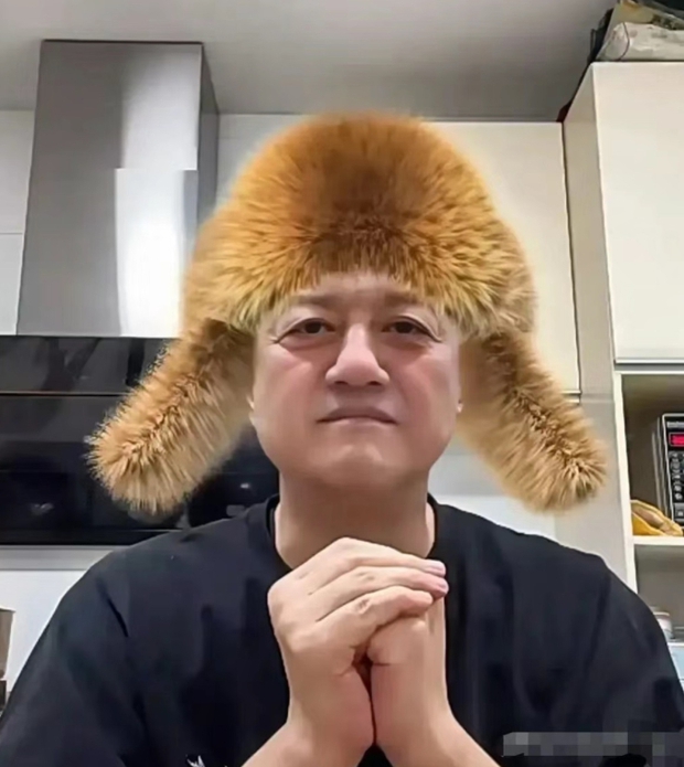 Lý Á Bằng livestream tiết lộ đã trả hết nợ