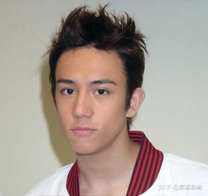 Thời mới vào nghề, Trương Trí Hằng gây sốt với vẻ ngoài bảnh bao điển trai chuẩn 