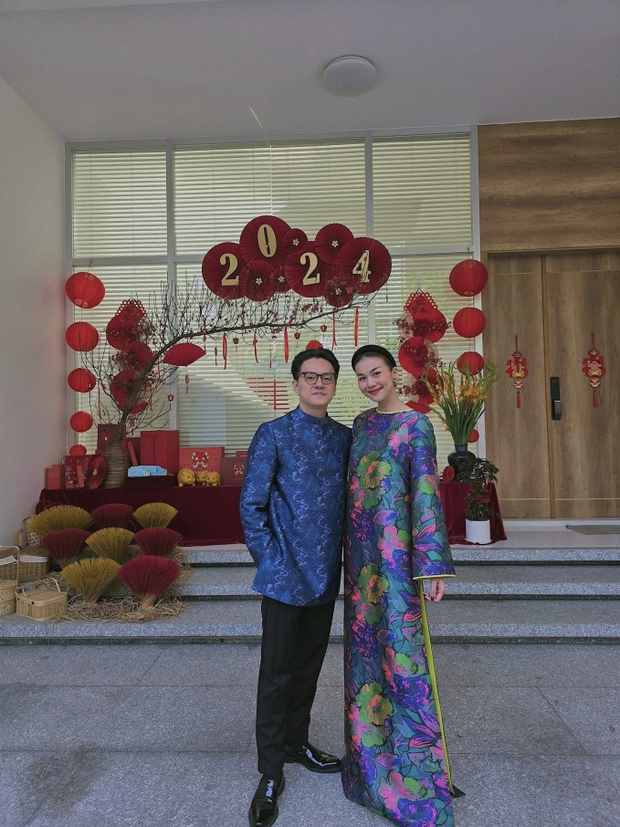 Nữ siêu mẫu nhận xét ông xã là người kiên nhẫn nhất mà cô từng gặp