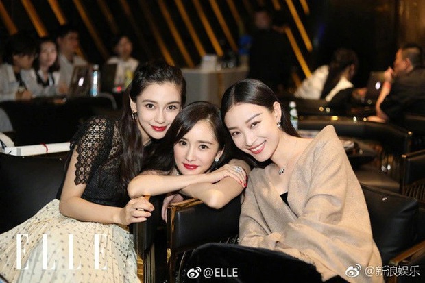 Những người bạn thân của Angelababy như Dương Mịch, Nghê Ni đều lặn mất tăm, không có 1 lời chúc mừng nào dành cho minh tinh Hong Kong (Trung Quốc) trong ngày sinh nhật