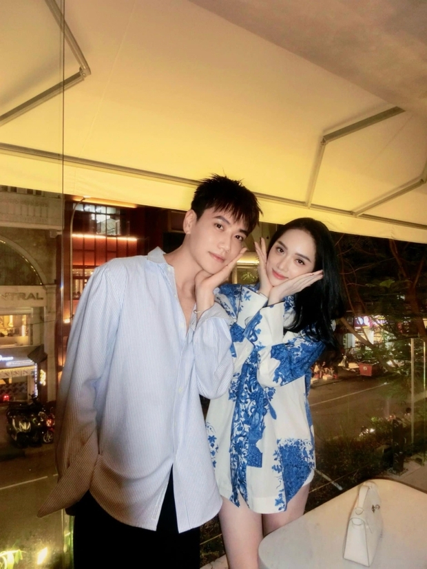 Gần đây Trần Nhậm gây chú ý khi thường xuyên xuất hiện bên Hương Giang