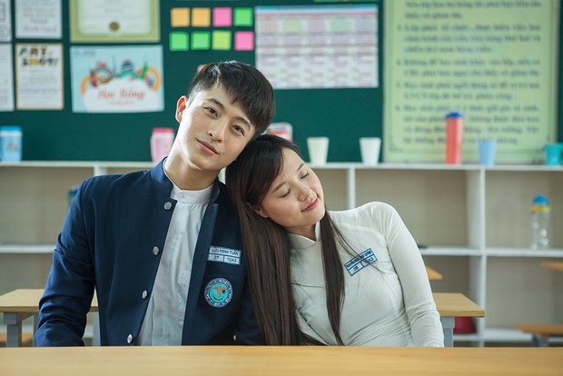 Anh cũng đã trở thành nam chính trong bộ phim 4 Năm, 2 Chàng, 1 Tình Yêu