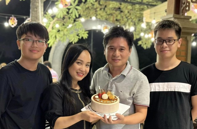 Tổ ấm hạnh phúc của vợ chồng Thu Huyền - Tấn Minh