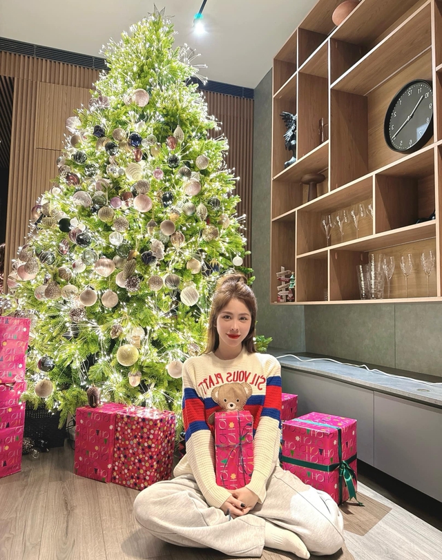 Hiện tại, cơ phó Hồng Hạnh đã bước sang tuổi 39.