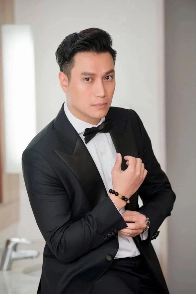 Nam diễn viên từng trải qua hai đời vợ và có hai con