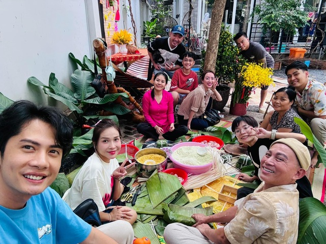 Cả hai luôn có mặt cùng nhau trong những hoạt động của hội bạn