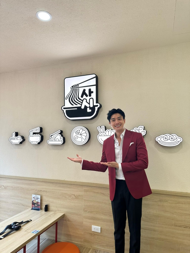 Bên cạnh nghệ thuật, nam diễn viên còn là ông chủ của chuỗi nhà hàng hơn 100 chi nhánh khắp cả nước