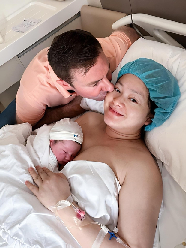 Chồng Lan Phương bày tỏ tình yêu và sự tự hào vì vợ cố gắng suốt thai kì