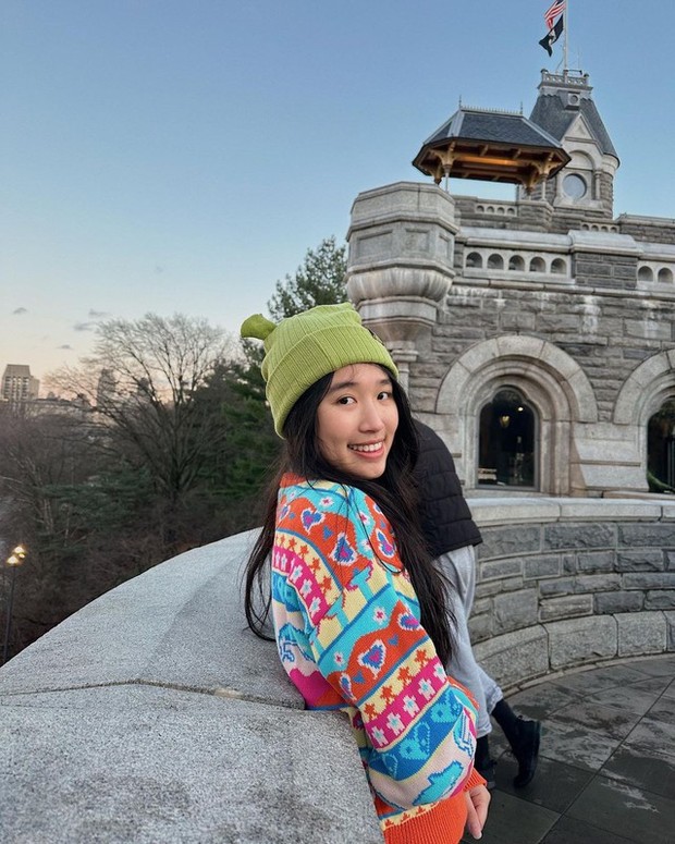 Jenny Huỳnh là gương mặt Gen Z được mọi người yêu thích nhất nhì hiện nay