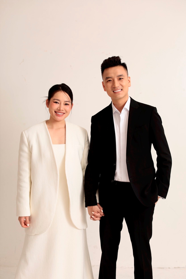 Vợ chồng Quyền Leo