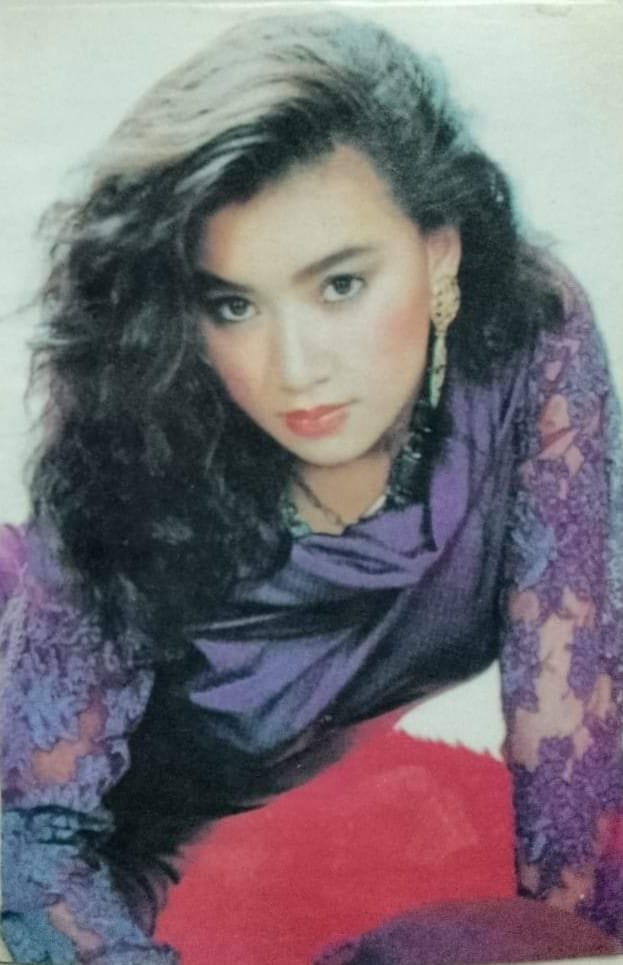 Cô sở hữu nhan sắc nóng bỏng, làm say đắm hàng triệu con tim.