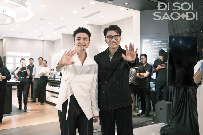 Chẳng phải ngẫu nhiên mà cư dân mạng lại bảo Ninh Anh Bùi và Nguyễn Tùng Dương có vibe celeb nhé!