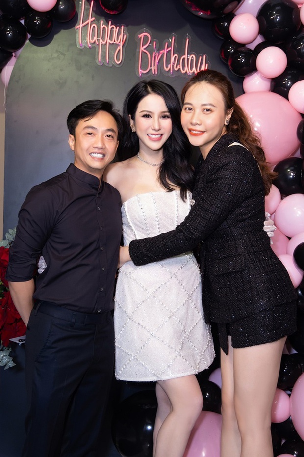 Vợ chồng Cường Đô La và Đàm Thu Trang ở bên cạnh Diệp Lâm Anh khi cô gặp biến cố hôn nhân