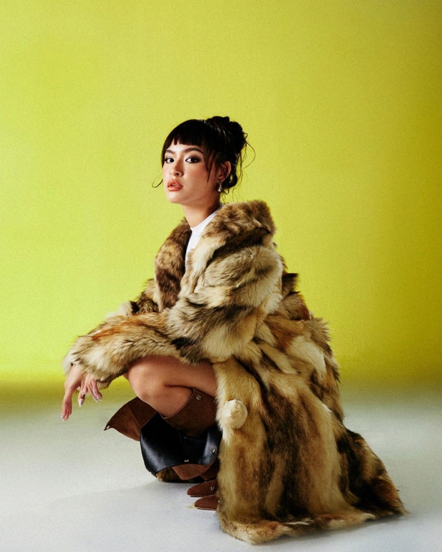 Hình ảnh được chụp khi mới mang thai, Lena vẫn rất cá tính