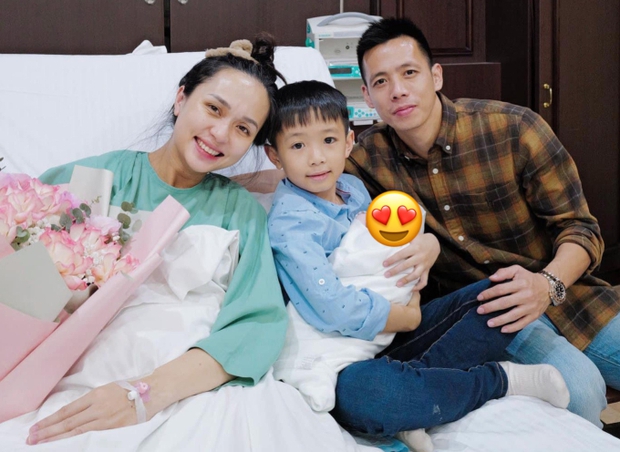 Gia đình Văn Quyết đón thành viên thứ 4