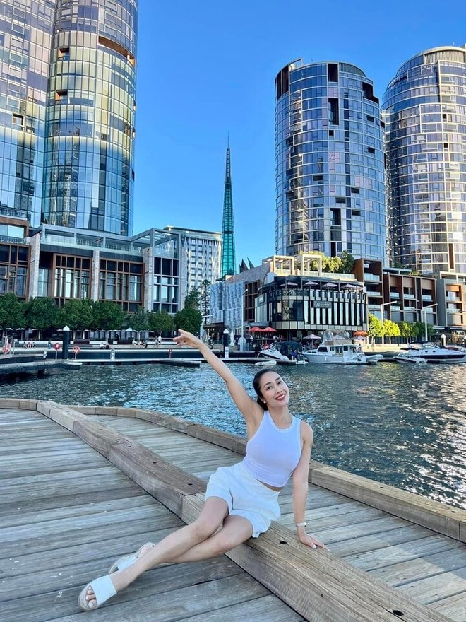 Hiện tại, Ốc Thanh Vân và các con đã ổn định cuộc sống tại Australia. Nữ nghệ sĩ vẫn điều hành công việc kinh doanh tại cả Việt Nam và Australia. Trong khi đó, 3 con của cô đã đến trường, 2 bé còn được học vượt cấp.