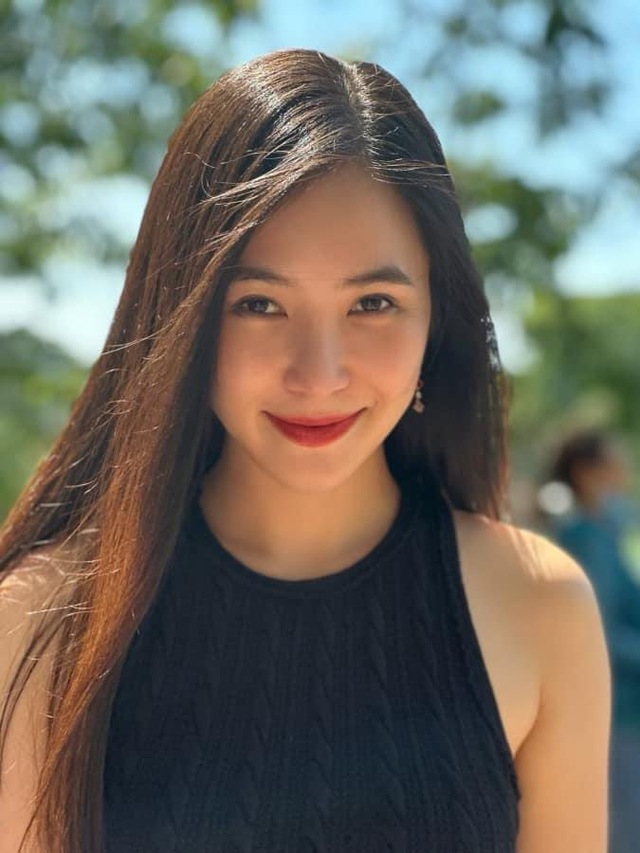 Nữ ca sĩ 9x vừa qua đã trở về Việt Nam thăm gia đình, dành thời gian bên người thân