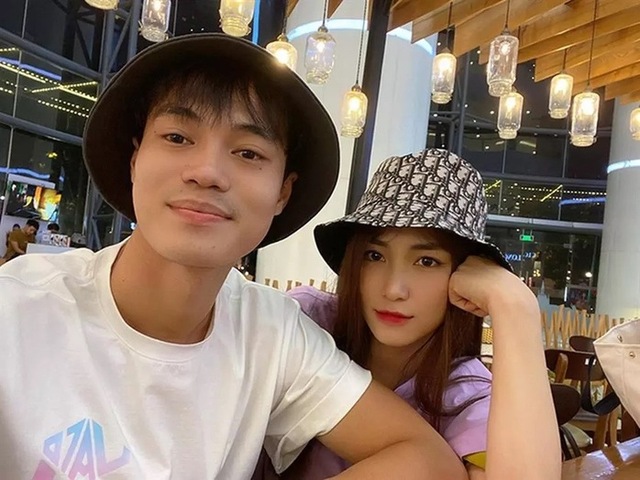 Tiền đạo sinh năm 1996 từng lên tiếng phủ nhận chuyện tình cảm với nữ ca sĩ Hoà Minzy