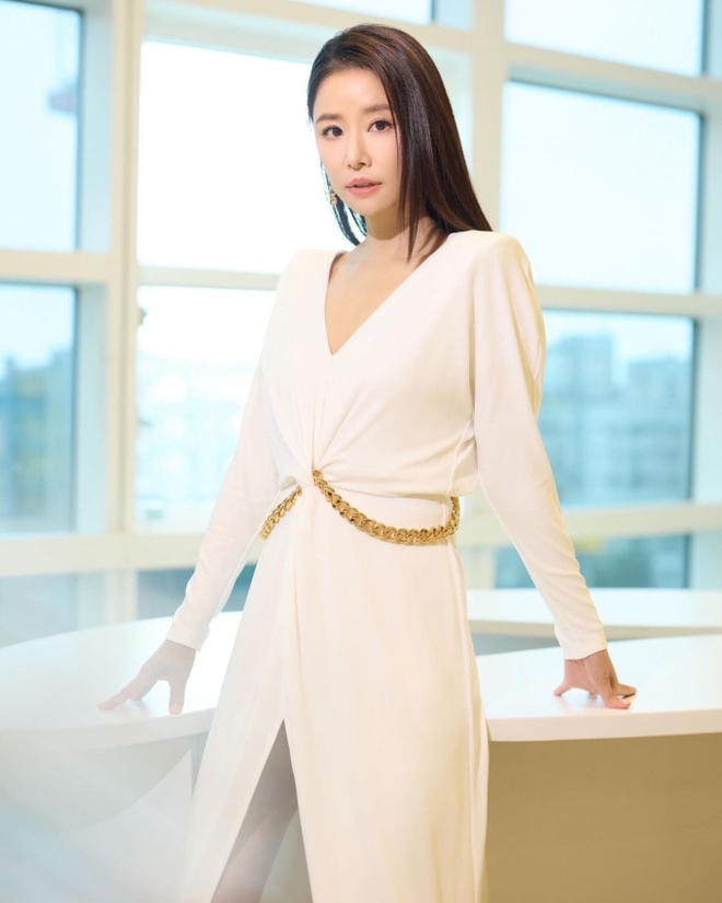 Sau khi nổi tiếng, Lâm Tâm Như theo đuổi hình ảnh kín đáo, thanh lịch. Vì vậy, công chúng ít thấy hình ảnh gợi cảm của nữ diễn viên