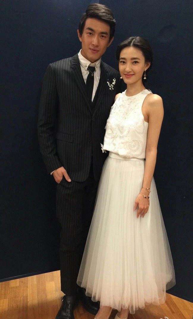 Lâm Canh Tân là nam thần đào hoa bậc nhất giới giải trí Trung Quốc. Anh từng hẹn hò với nữ diễn viên Vương Lệ Khôn...