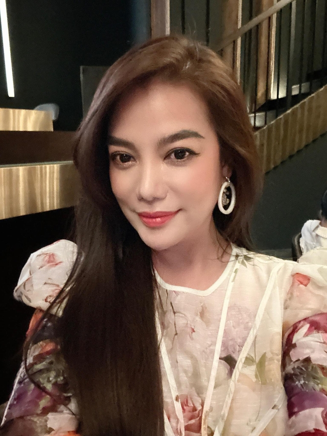 Sau này, Trương Ngọc Ánh dần lui về lĩnh vực kinh doanh và tham gia vai trò sản xuất các chương trình giải trí nghệ thuật.