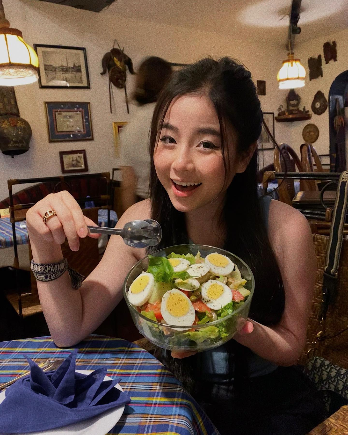 Bà chủ spa giữ gìn nhan sắc ngọt ngào bằng chế độ ăn cân bằng, khoa học